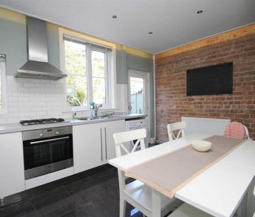 2 bedroom terraced house to rent - Photo 1