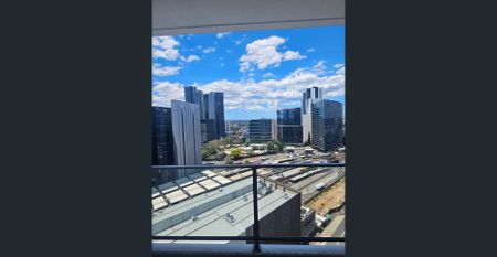 Superbly Positioned 1 Bedroom Unit - Photo 5