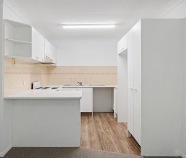 Duplex on quiet street only moments to the Currumbin Beach - Photo 5