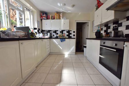 St Johns Street - Photo 4