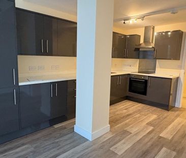 1 bedroom flat to rent - Photo 5