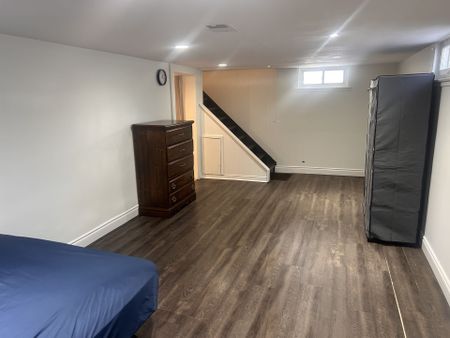 For Lease - 420 ELMWOOD Avenue, Richmond Hill, Ontario - Photo 4