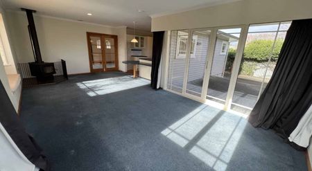 THREE BEDROOMS - TERRACE END - Photo 5