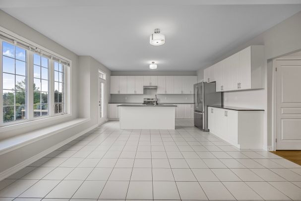 For Lease - 919 Green Street, Innisfil, Ontario - Photo 1