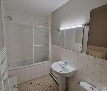 Location Appartement 1 pièce 28m² ALENCON 61000 - Photo 4