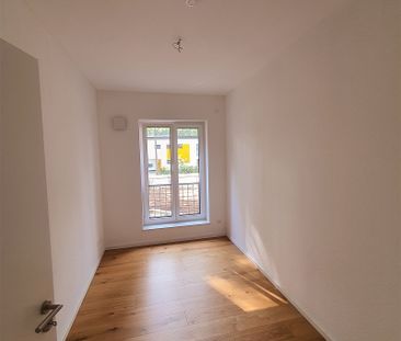 Hochwertige 4-Zimmer-Wohnung in modernem Mehrparteienhaus zu vermieten - Foto 5