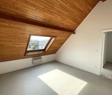 Ruim en lichtrijk duplex appartement met inpandige garage in Rotselaar - Photo 6