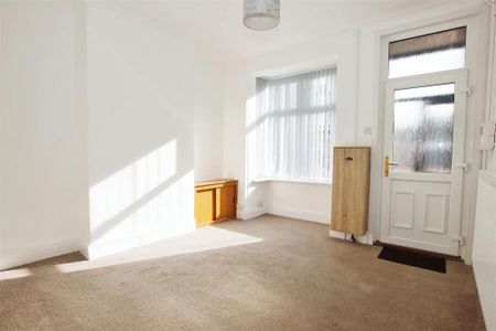 2 bedroom terraced house to rent - Photo 2