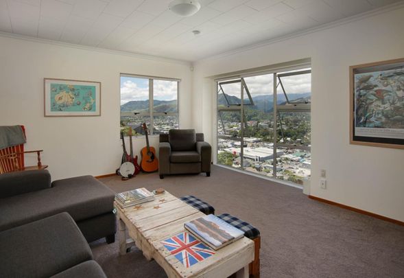 3 Bedroom Family Home - Photo 1