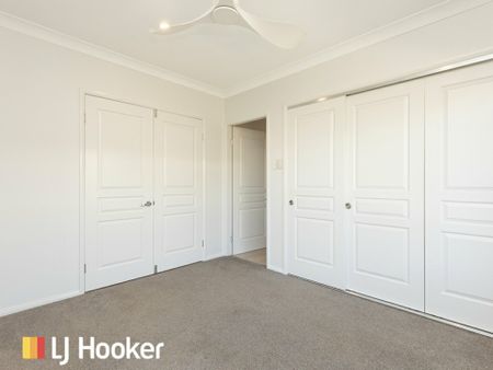 Modern 3-Bedroom Duplex in Hillvue – Water Included - Photo 3