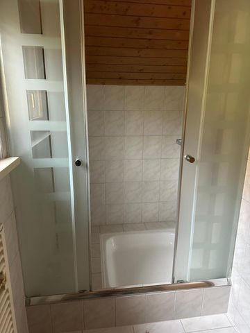 Appartement rustique en duplex avec cheminée. Ne laissez pas passer cette opportunité. - Photo 5