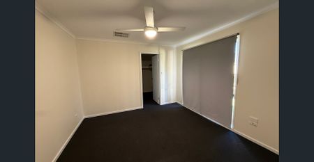 CHARMING 4-BEDROOM HOME IN A QUIET COURT LOCATION!!! - Photo 2