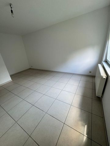Appartement te huur - Foto 3