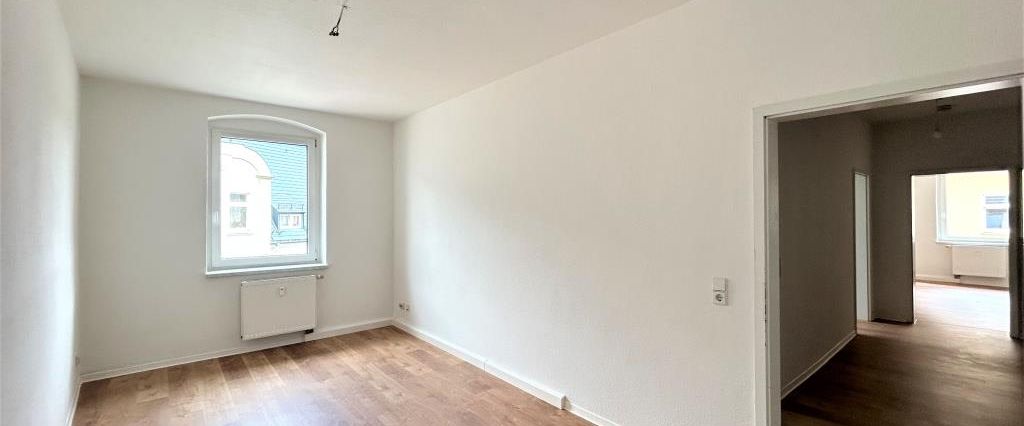 Everything you need – space, fitted kitchen, great view…. - Foto 1