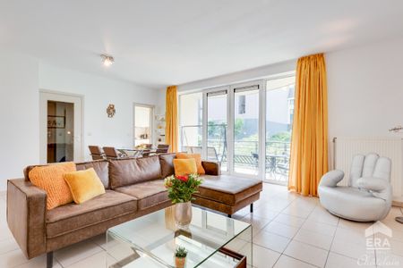 Appartement met 2 slaapkamers en terras te huur in Brussel - Photo 3