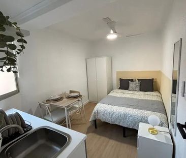 Carrer Colón, Paiporta, Valencian Community 46200 - Photo 3