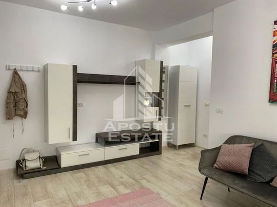 Apartament cu o camera, centrala proprie, zona Soarelui - Fotografie 1