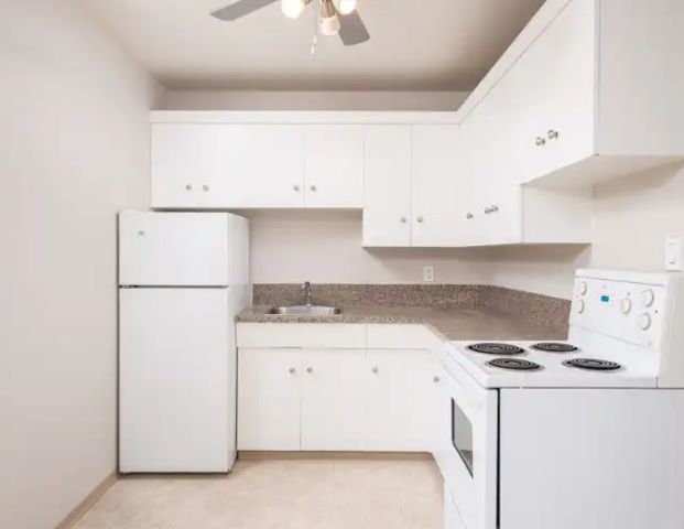Centerpoint | 10640 & 10650 108 street, Edmonton - Photo 1