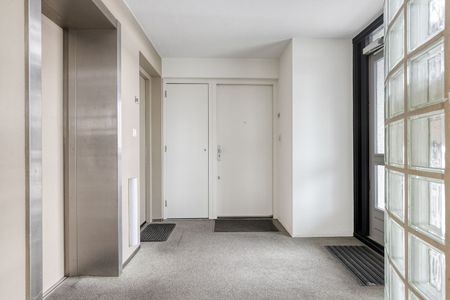 Appartement te huur: C. van Eesterenlaan 372 1019 KE Amsterdam - Photo 3