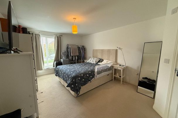 Nicholas Charles Crescent - Photo 1