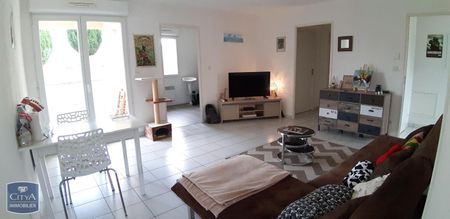 Location Appartement 3 pièces 55m² BEAUNE LES MINES 87280 - Photo 4