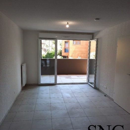 T2 AVEC BALCON ET PARKING EXTERIEUR - Photo 1