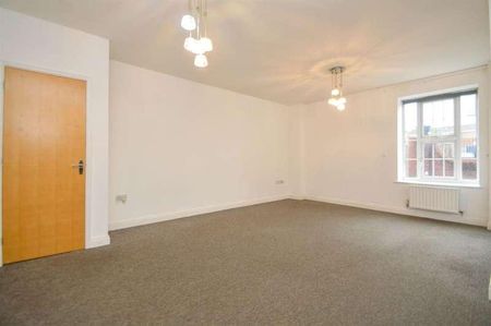 Parade Court, Bristol, BS5 - Photo 3