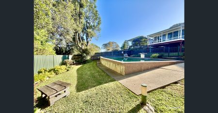 Freshly Updated Family Home with Poolside Entertaining! - Photo 4
