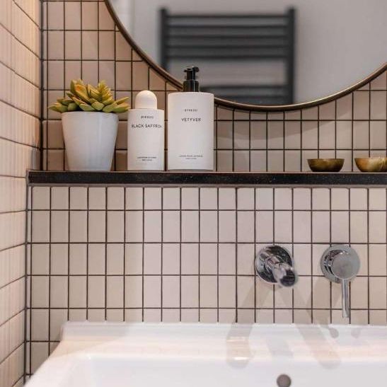 Greenford Quay, Greenford, UB6 - Photo 1