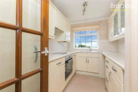 Penlee Manor Drive, Penzance, Cornwall, TR18 - Photo 4