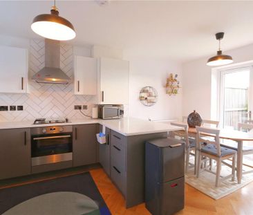 3 bedroom detached house to rent - Photo 6