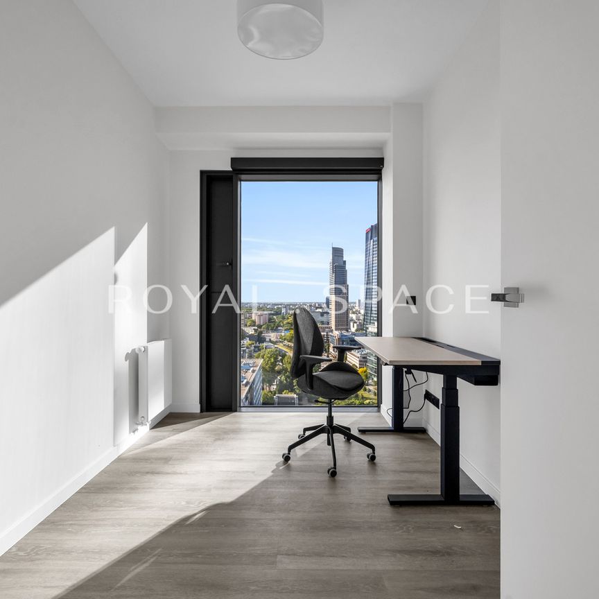 Nowoczesny apartament z widokiem na Wolę! | TOP - Photo 1