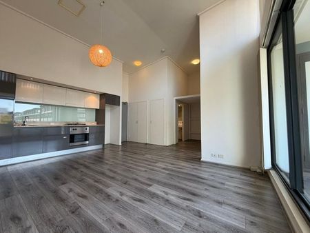 Stylish Living Sanctuary - 'Linc' - Photo 2