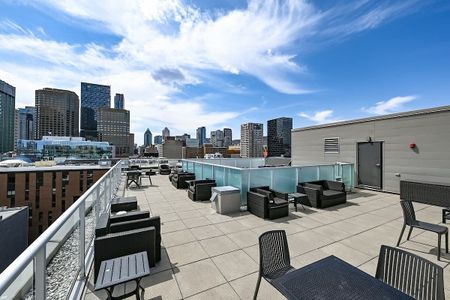 1255 rue De Bullion, Montréal, QC - Photo 3
