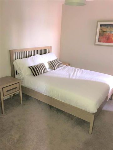 5 Hillview Avenue, Ballyhackamore, Belfast, BT5 6JR - Photo 3