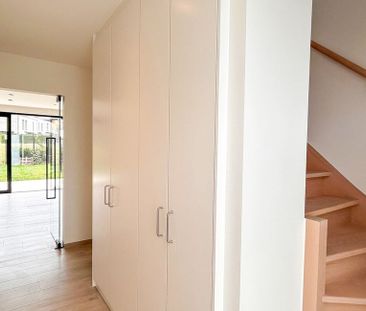 Woning te huur in Sint-Joris-Weert voor € 1.795 met 4 slaapkamers - Photo 2