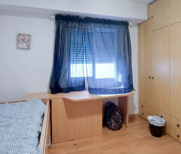 Room for rent in 5-bedroom apartment in Valencia - Foto 6