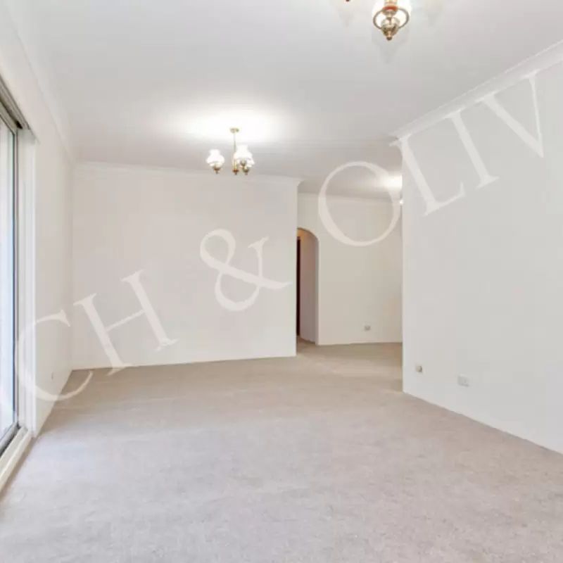 2/7 Brunswick Parade, Ashfield - Photo 1