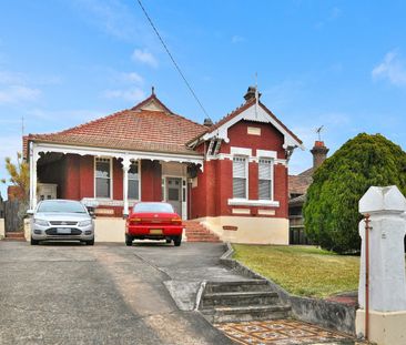 2/180 Smith Street, Summer Hill, NSW 2130 - Photo 2