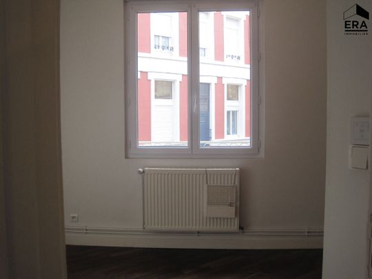 APPARTEMENT A LOUER 2 CHAMBRES CENTRE VILLE ST QUENTIN 02100 - Photo 1
