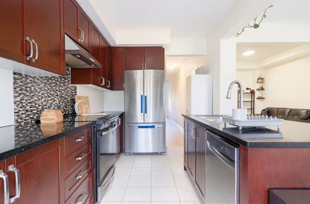 For Lease - 1185 Kettering Drive, Oshawa, Ontario - Photo 1