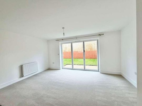 Skylark Way, Exmouth, EX8 - Photo 1