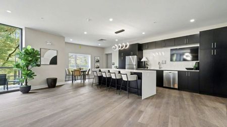 For Lease - 1100 Lackner Place Unit# 405, Kitchener, Ontario - Photo 2