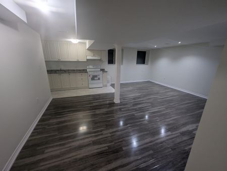 For Lease - 31 Leadenhall Road Unit# Lower, Brampton, Ontario - Photo 4