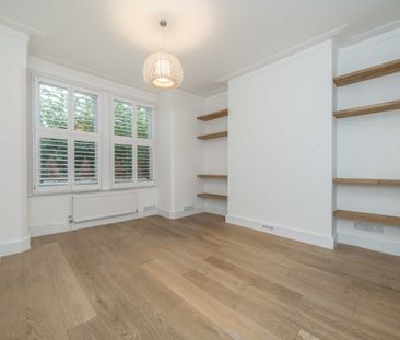 Ivy Crescent, Chiswick, W4, London - Photo 1