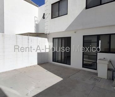 Casa en Renta en Zákia | 3 Recámaras | Alberca | Cerca de Parques y... - Photo 3