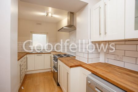 Bordesley Road, Morden, SM4 - Photo 2