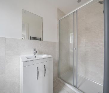 3 bedroom semi-detached house to rent - Photo 6