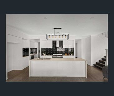 5-bedroom Hampton Family home in Rouse Hill - Photo 1