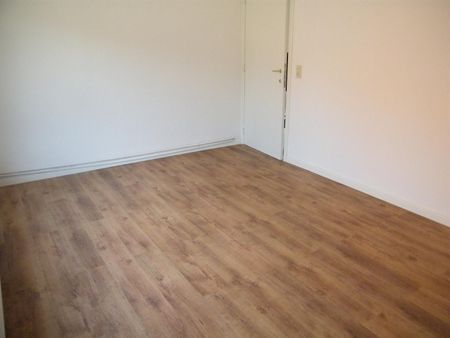 Gelijkvloers appartement met garage en terras. - Photo 2